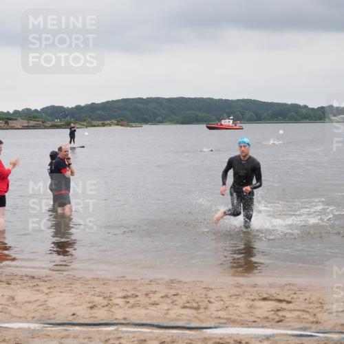 23.06.2024 - Viking Triathlon MichiJ http://msf.ph/oto/6342671 23.06.2024 10:25:01 Schwimmen 2 meine-sportfotos.de