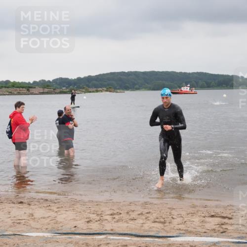 23.06.2024 - Viking Triathlon MichiJ http://msf.ph/oto/6342677 23.06.2024 10:25:02 Schwimmen 2 meine-sportfotos.de