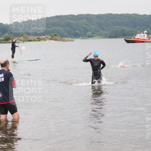 23.06.2024 - Viking Triathlon MichiJ http://msf.ph/oto/6342686 23.06.2024 10:25:18 Schwimmen 25 meine-sportfotos.de