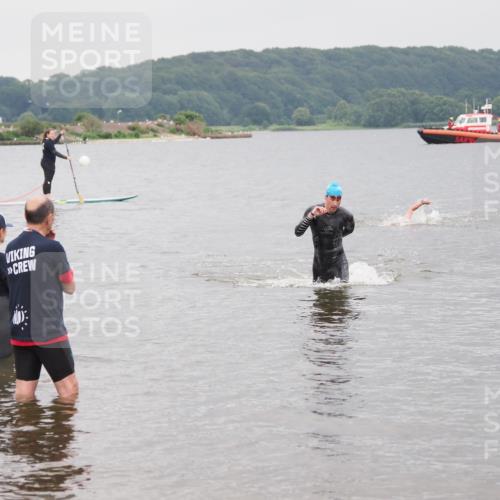 23.06.2024 - Viking Triathlon MichiJ http://msf.ph/oto/6342688 23.06.2024 10:25:19 Schwimmen 25 meine-sportfotos.de