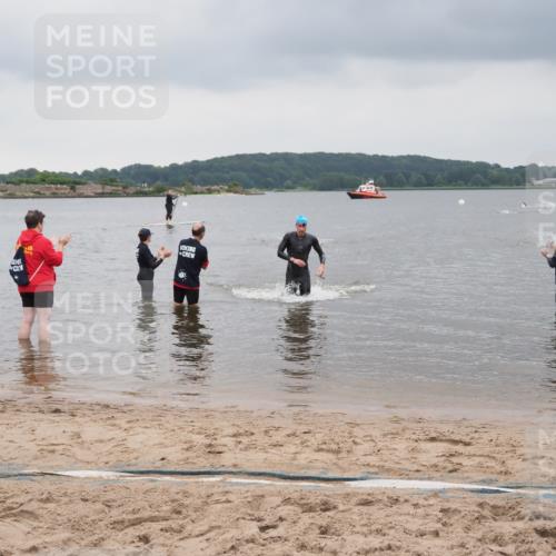23.06.2024 - Viking Triathlon MichiJ http://msf.ph/oto/6342698 23.06.2024 10:25:24 Schwimmen 25 meine-sportfotos.de