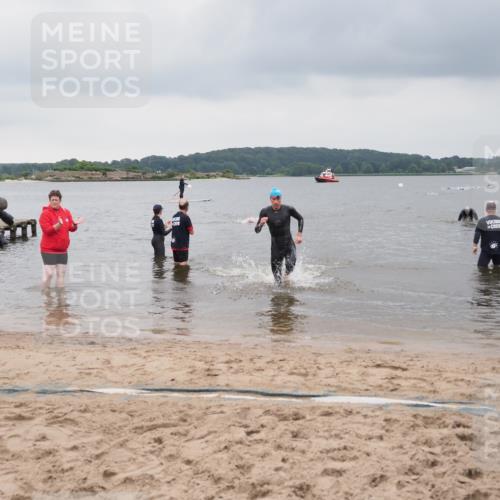 23.06.2024 - Viking Triathlon MichiJ http://msf.ph/oto/6342704 23.06.2024 10:25:26 Schwimmen 25, 658 meine-sportfotos.de