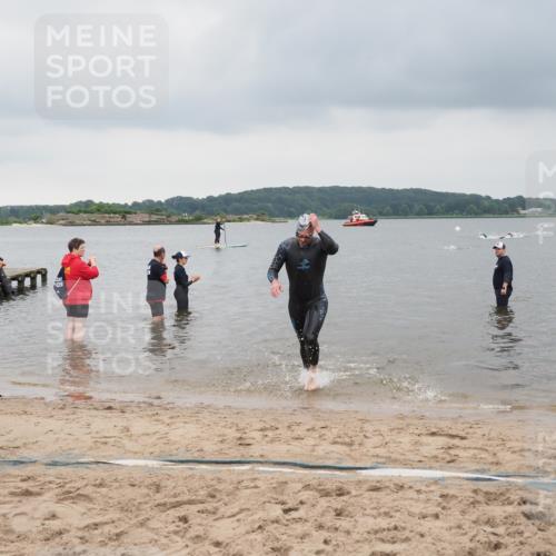 23.06.2024 - Viking Triathlon MichiJ http://msf.ph/oto/6342754 23.06.2024 10:25:43 Schwimmen 662 meine-sportfotos.de