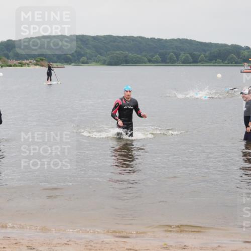 23.06.2024 - Viking Triathlon MichiJ http://msf.ph/oto/6342763 23.06.2024 10:26:07 Schwimmen 37 meine-sportfotos.de