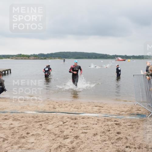 23.06.2024 - Viking Triathlon MichiJ http://msf.ph/oto/6342769 23.06.2024 10:26:12 Schwimmen 37 meine-sportfotos.de
