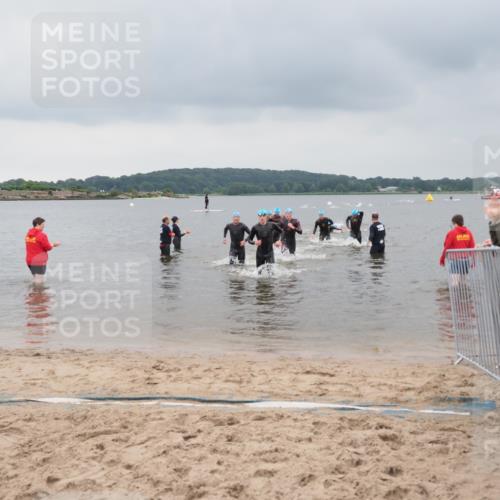 23.06.2024 - Viking Triathlon MichiJ http://msf.ph/oto/6342782 23.06.2024 10:26:28 Schwimmen 1, 3, 4, 106, 293, 465, 516 meine-sportfotos.de