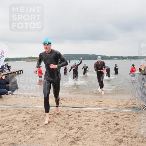 23.06.2024 - Viking Triathlon MichiJ http://msf.ph/oto/6342790 23.06.2024 10:26:34 Schwimmen 1, 3, 4, 10, 106, 293, 350, 465, 516 meine-sportfotos.de