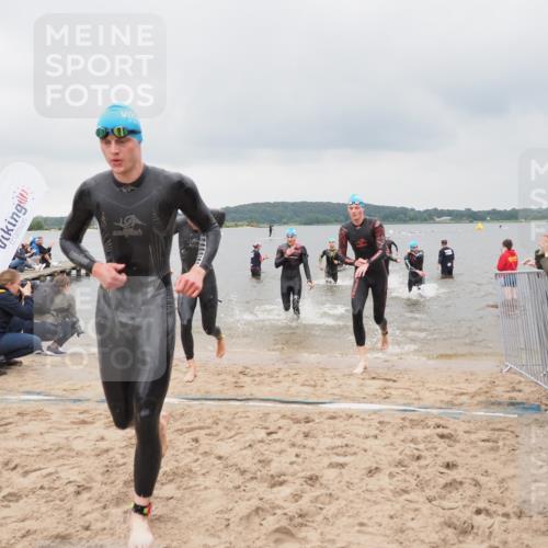 23.06.2024 - Viking Triathlon MichiJ http://msf.ph/oto/6342791 23.06.2024 10:26:34 Schwimmen 1, 3, 4, 10, 106, 293, 350, 465, 516 meine-sportfotos.de