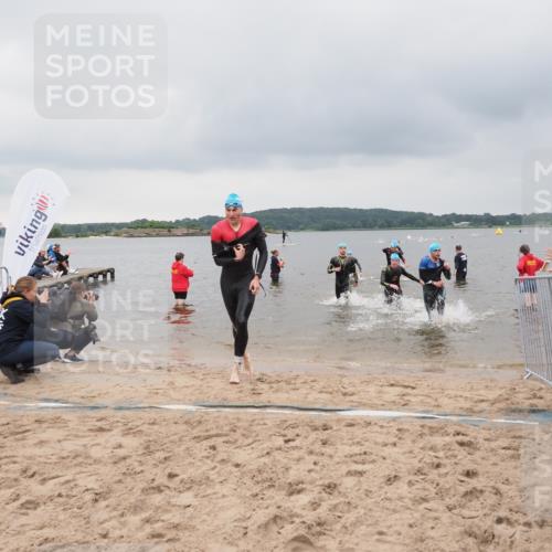 23.06.2024 - Viking Triathlon MichiJ http://msf.ph/oto/6342799 23.06.2024 10:26:36 Schwimmen 1, 3, 4, 10, 106, 293, 350, 465 meine-sportfotos.de