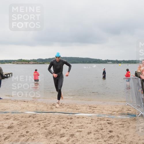 23.06.2024 - Viking Triathlon MichiJ http://msf.ph/oto/6342837 23.06.2024 10:26:49 Schwimmen 30 meine-sportfotos.de