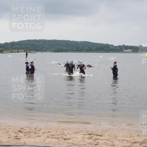 23.06.2024 - Viking Triathlon MichiJ http://msf.ph/oto/6342845 23.06.2024 10:27:29 Schwimmen 22, 487 meine-sportfotos.de