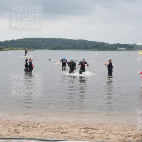 23.06.2024 - Viking Triathlon MichiJ http://msf.ph/oto/6342847 23.06.2024 10:27:30 Schwimmen 22, 487 meine-sportfotos.de