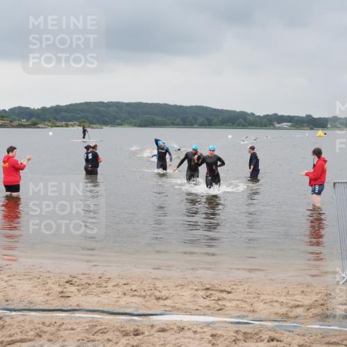23.06.2024 - Viking Triathlon MichiJ http://msf.ph/oto/6342851 23.06.2024 10:27:32 Schwimmen 22, 487, 546 meine-sportfotos.de