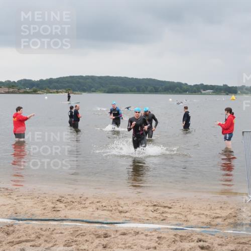 23.06.2024 - Viking Triathlon MichiJ http://msf.ph/oto/6342860 23.06.2024 10:27:35 Schwimmen 22, 487, 546 meine-sportfotos.de