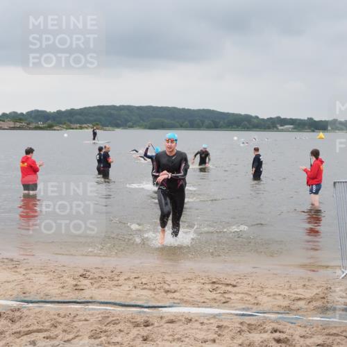 23.06.2024 - Viking Triathlon MichiJ http://msf.ph/oto/6342869 23.06.2024 10:27:37 Schwimmen 22, 487, 546 meine-sportfotos.de