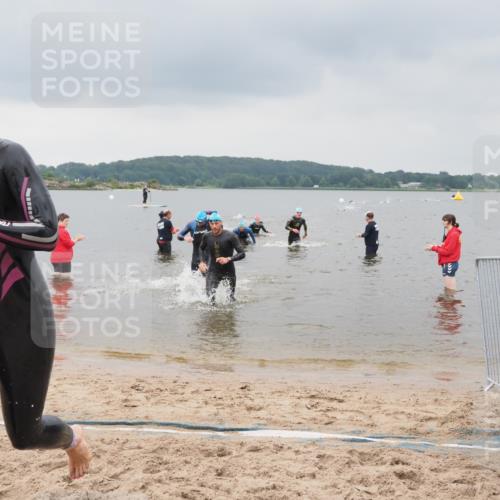 23.06.2024 - Viking Triathlon MichiJ http://msf.ph/oto/6342875 23.06.2024 10:27:39 Schwimmen 22, 158, 377, 487, 546 meine-sportfotos.de