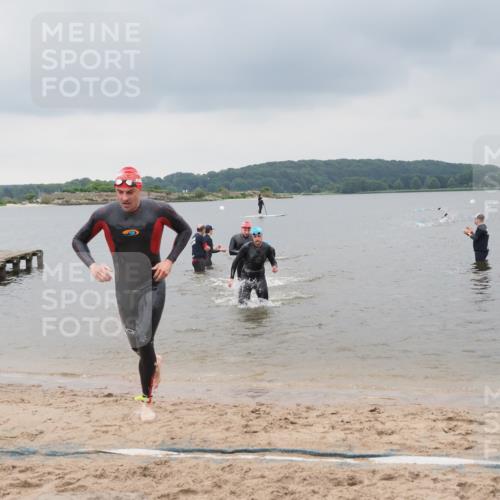 23.06.2024 - Viking Triathlon MichiJ http://msf.ph/oto/6342940 23.06.2024 10:28:01 Schwimmen 108, 494, 624, 661 meine-sportfotos.de