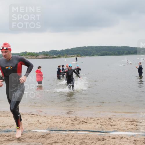 23.06.2024 - Viking Triathlon MichiJ http://msf.ph/oto/6342942 23.06.2024 10:28:01 Schwimmen 108, 494, 624, 661 meine-sportfotos.de