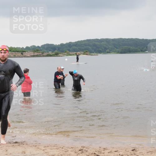 23.06.2024 - Viking Triathlon MichiJ http://msf.ph/oto/6342954 23.06.2024 10:28:06 Schwimmen 108, 494, 661 meine-sportfotos.de