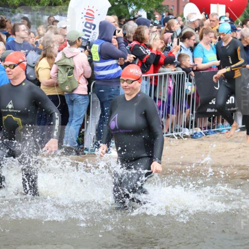 23.06.2024 - Viking Triathlon H.Heesch http://msf.ph/oto/6342989 23.06.2024 10:01:58 Schwimmen 61, 125, 136, 186, 254, 259, 291, 300, 319, 327, 484, 529, 605, 607, 608, 626, 657, 660 meine-sportfotos.de