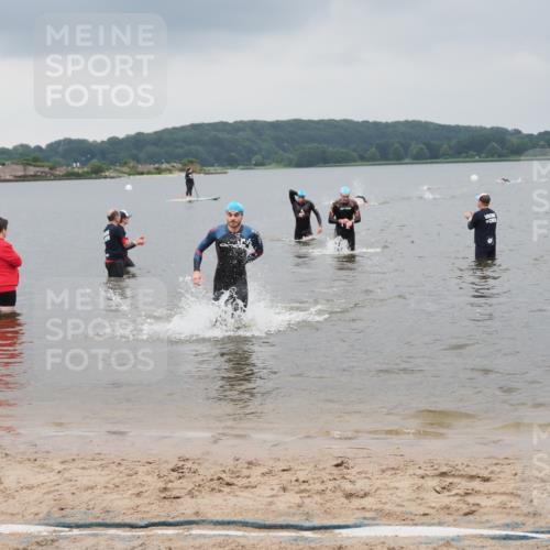 23.06.2024 - Viking Triathlon MichiJ http://msf.ph/oto/6342995 23.06.2024 10:28:26 Schwimmen 263 meine-sportfotos.de
