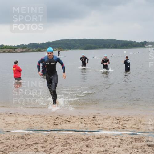 23.06.2024 - Viking Triathlon MichiJ http://msf.ph/oto/6343002 23.06.2024 10:28:28 Schwimmen 73, 263 meine-sportfotos.de
