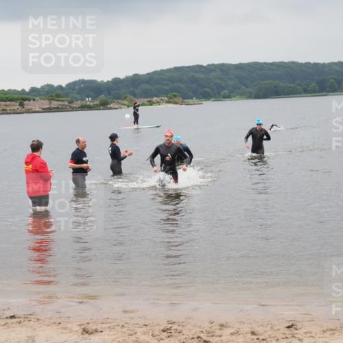 23.06.2024 - Viking Triathlon MichiJ http://msf.ph/oto/6343037 23.06.2024 10:28:57 Schwimmen 621 meine-sportfotos.de