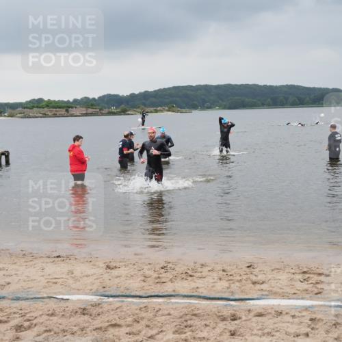 23.06.2024 - Viking Triathlon MichiJ http://msf.ph/oto/6343043 23.06.2024 10:29:00 Schwimmen 209, 438, 621 meine-sportfotos.de