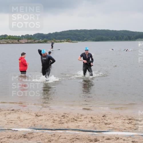 23.06.2024 - Viking Triathlon MichiJ http://msf.ph/oto/6343063 23.06.2024 10:29:07 Schwimmen 209, 438 meine-sportfotos.de