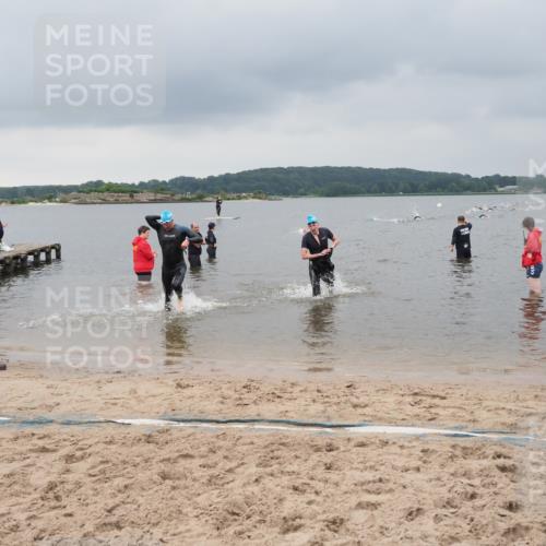 23.06.2024 - Viking Triathlon MichiJ http://msf.ph/oto/6343066 23.06.2024 10:29:08 Schwimmen 209, 438 meine-sportfotos.de