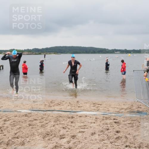 23.06.2024 - Viking Triathlon MichiJ http://msf.ph/oto/6343073 23.06.2024 10:29:11 Schwimmen 209, 438 meine-sportfotos.de