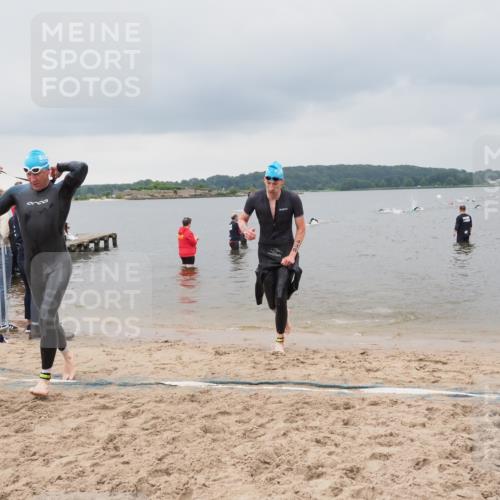 23.06.2024 - Viking Triathlon MichiJ http://msf.ph/oto/6343079 23.06.2024 10:29:12 Schwimmen 209, 438 meine-sportfotos.de