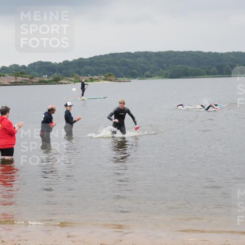 23.06.2024 - Viking Triathlon MichiJ http://msf.ph/oto/6343086 23.06.2024 10:29:24 Schwimmen 613 meine-sportfotos.de