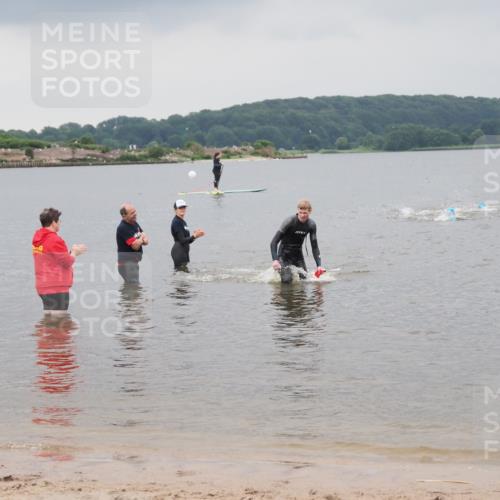 23.06.2024 - Viking Triathlon MichiJ http://msf.ph/oto/6343089 23.06.2024 10:29:25 Schwimmen 613 meine-sportfotos.de