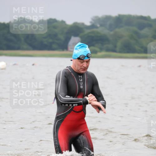 23.06.2024 - Viking Triathlon H.Heesch http://msf.ph/oto/6343095 23.06.2024 10:32:21 Schwimmen 292, 316, 485, 628, 663 meine-sportfotos.de