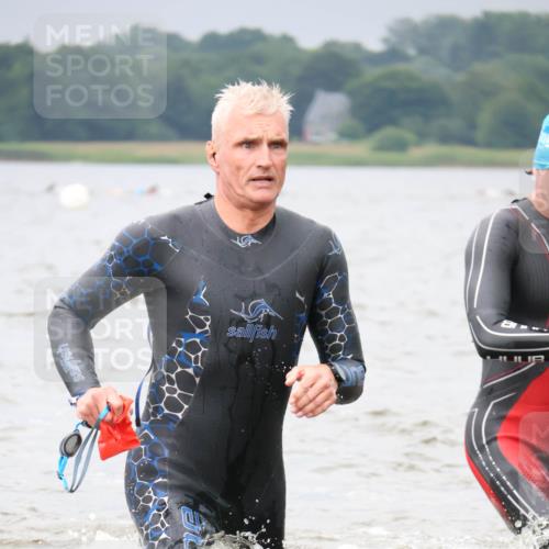 23.06.2024 - Viking Triathlon H.Heesch http://msf.ph/oto/6343098 23.06.2024 10:32:22 Schwimmen 292, 316, 336, 485, 628, 663 meine-sportfotos.de