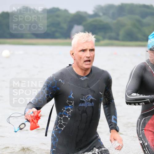 23.06.2024 - Viking Triathlon H.Heesch http://msf.ph/oto/6343101 23.06.2024 10:32:22 Schwimmen 292, 316, 336, 485, 628, 663 meine-sportfotos.de