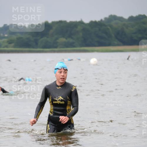 23.06.2024 - Viking Triathlon H.Heesch http://msf.ph/oto/6343106 23.06.2024 10:32:25 Schwimmen 316, 336, 485, 628, 663 meine-sportfotos.de