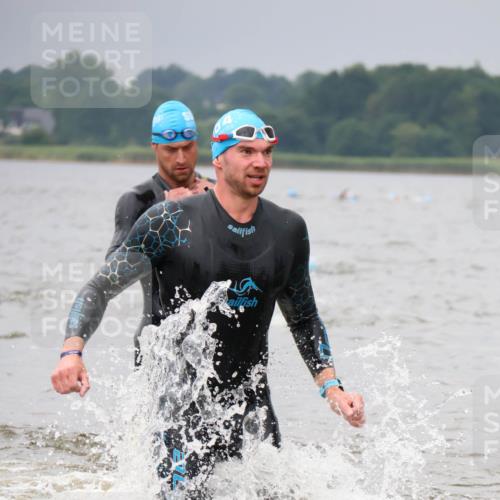23.06.2024 - Viking Triathlon H.Heesch http://msf.ph/oto/6343110 23.06.2024 10:32:27 Schwimmen 198, 316, 336, 408, 485, 663 meine-sportfotos.de