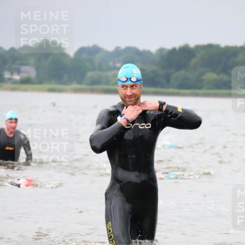 23.06.2024 - Viking Triathlon H.Heesch http://msf.ph/oto/6343116 23.06.2024 10:32:29 Schwimmen 198, 316, 336, 408, 485, 551, 663 meine-sportfotos.de
