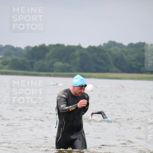 23.06.2024 - Viking Triathlon H.Heesch http://msf.ph/oto/6343146 23.06.2024 10:32:41 Schwimmen 5, 164, 261, 408, 551, 654 meine-sportfotos.de