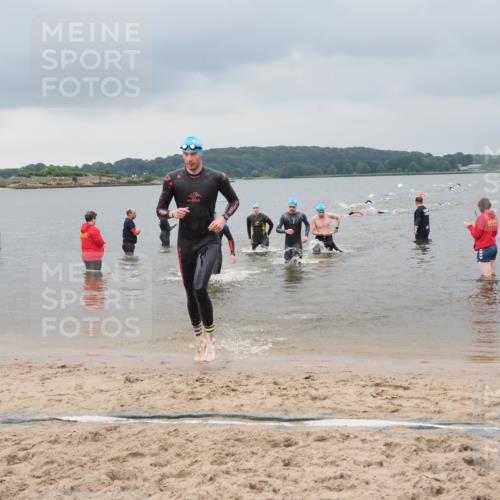 23.06.2024 - Viking Triathlon MichiJ http://msf.ph/oto/6343167 23.06.2024 10:29:46 Schwimmen 142, 233, 246, 354, 483 meine-sportfotos.de