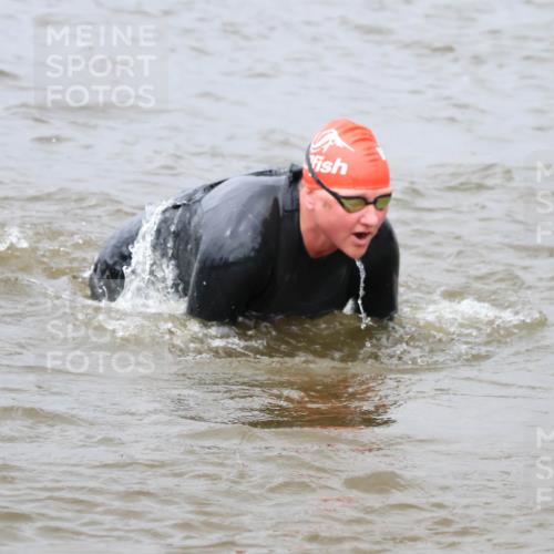 23.06.2024 - Viking Triathlon H.Heesch http://msf.ph/oto/6343186 23.06.2024 10:33:11 Schwimmen 13, 203, 626 meine-sportfotos.de