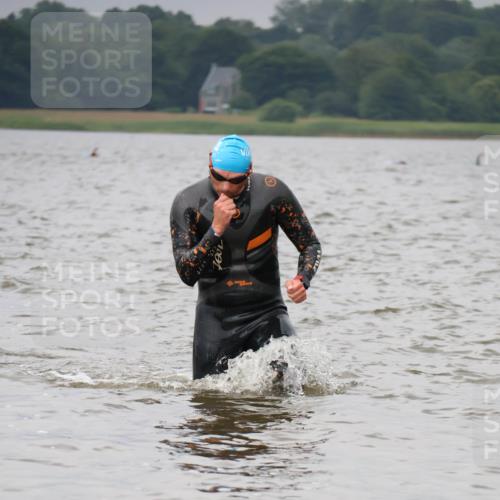 23.06.2024 - Viking Triathlon H.Heesch http://msf.ph/oto/6343198 23.06.2024 10:33:16 Schwimmen 183, 626 meine-sportfotos.de