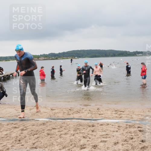 23.06.2024 - Viking Triathlon MichiJ http://msf.ph/oto/6343199 23.06.2024 10:29:50 Schwimmen 233, 246, 354, 483 meine-sportfotos.de