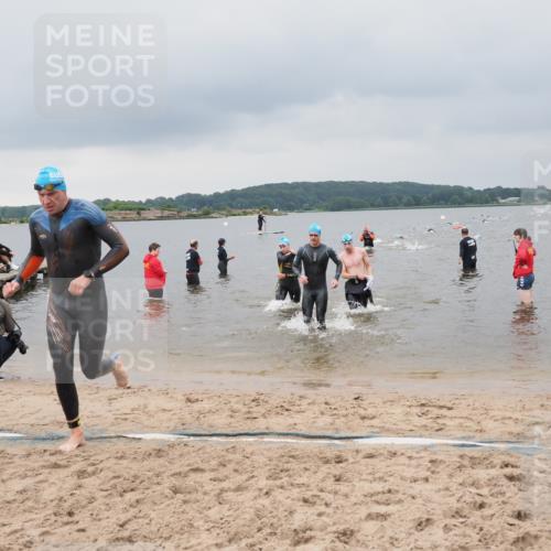 23.06.2024 - Viking Triathlon MichiJ http://msf.ph/oto/6343201 23.06.2024 10:29:50 Schwimmen 233, 246, 354, 483 meine-sportfotos.de