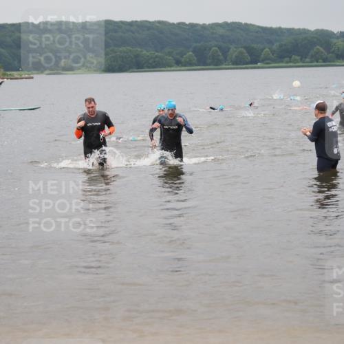 23.06.2024 - Viking Triathlon MichiJ http://msf.ph/oto/6343234 23.06.2024 10:29:57 Schwimmen 233, 434, 659 meine-sportfotos.de