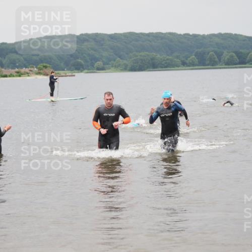 23.06.2024 - Viking Triathlon MichiJ http://msf.ph/oto/6343241 23.06.2024 10:29:59 Schwimmen 434, 659 meine-sportfotos.de
