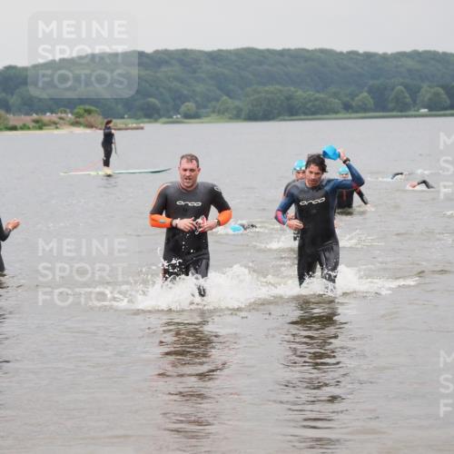 23.06.2024 - Viking Triathlon MichiJ http://msf.ph/oto/6343252 23.06.2024 10:30:01 Schwimmen 434, 498, 659 meine-sportfotos.de