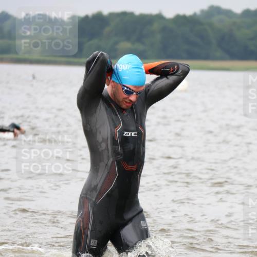 23.06.2024 - Viking Triathlon H.Heesch http://msf.ph/oto/6343253 23.06.2024 10:33:44 Schwimmen 111, 224 meine-sportfotos.de